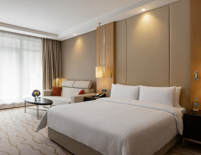 Делюкс с одной двуспальной кроватью - Отель Марриотт Красная Поляна / Sochi Marriott Krasnaya Polyana