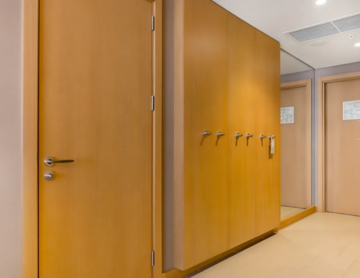 Номер Делюкс для людей с ограниченными физическими возможностями - Отель Марриотт Красная Поляна / Sochi Marriott Krasnaya Polyana